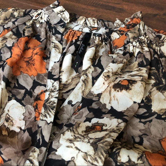 Bellatrix Floral Blouse with elastic waist (SM) - Picture 2 of 8